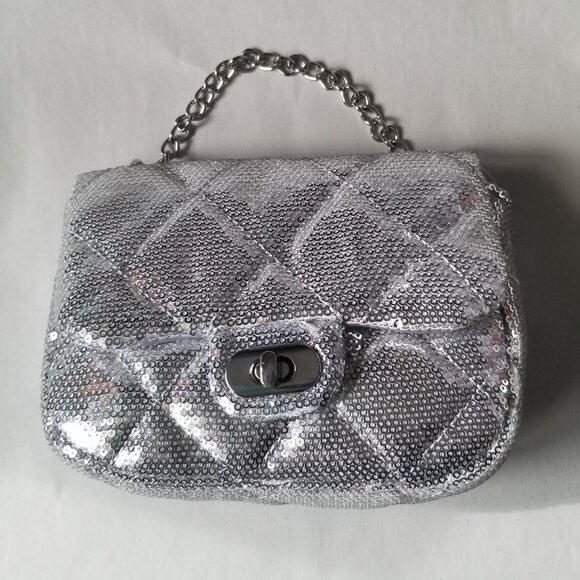 Claire's Silver Sequined Purse / Bag with silver chain strap - Picture 1 of 8